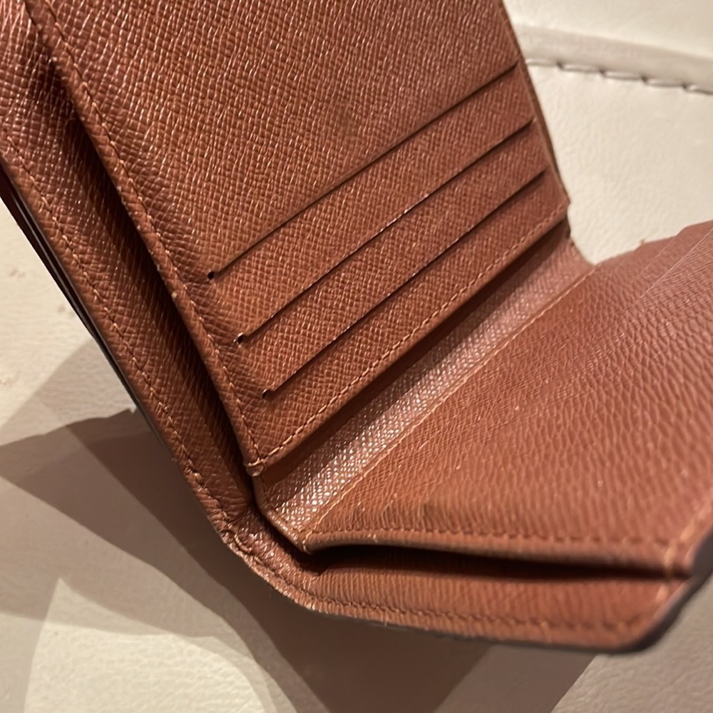Louis Vuitton Elise Trifold Wallet - Picture 6 of 11